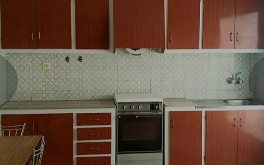 PISO DE 4 HABITACIONES