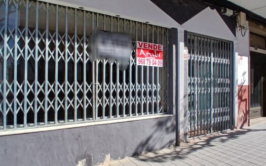 LOCAL EN CALLE RAMBLA